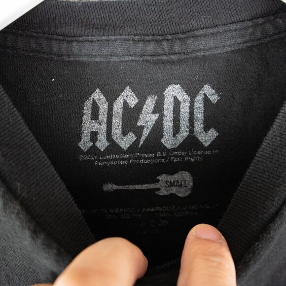 AC/DC 2021 Logo Tee Back in Black Mens Small - Picture 4 of 7